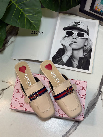 Gucci Flat Pumps