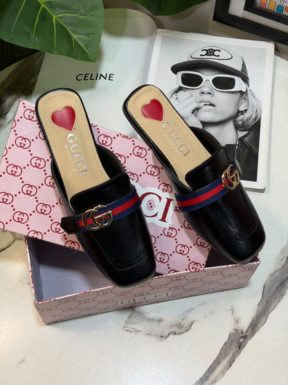 Gucci Flat Pumps