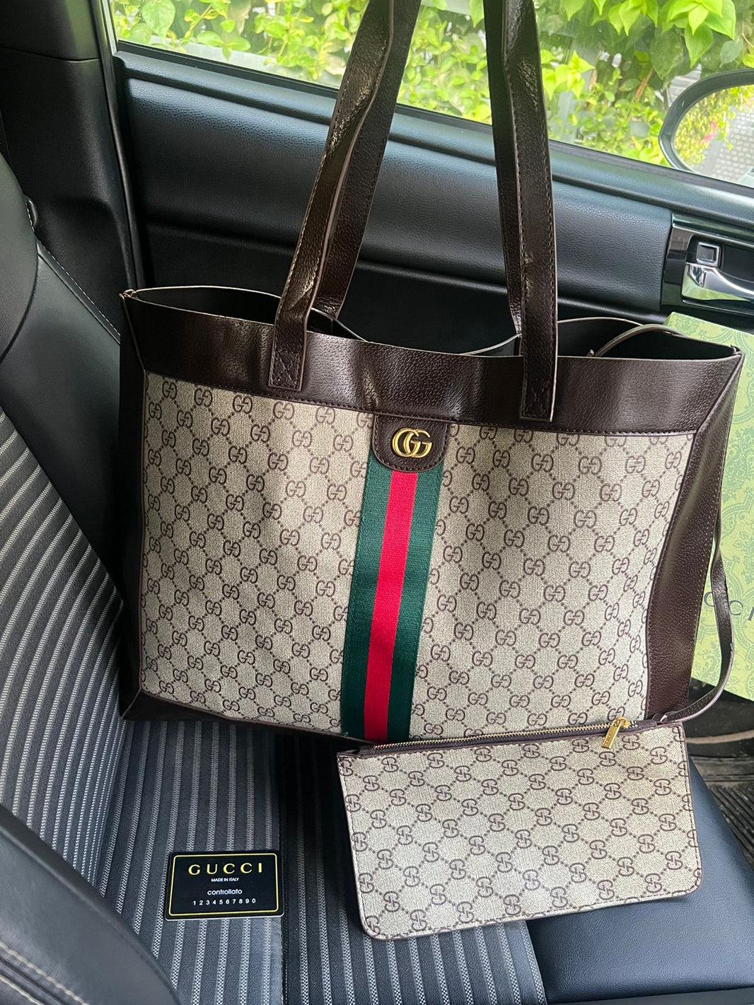 Gucci Eleganza Signature Tote