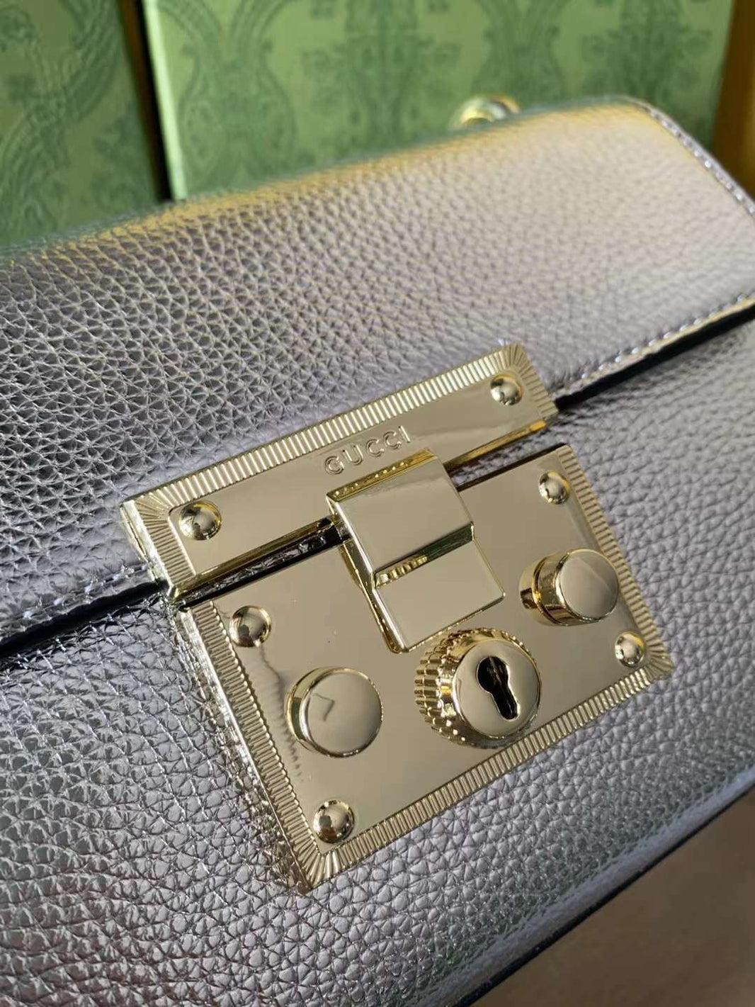 GUCCI Crossbody Bags