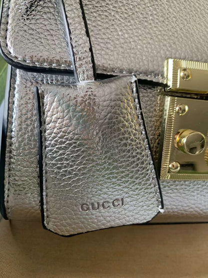 GUCCI Crossbody Bags