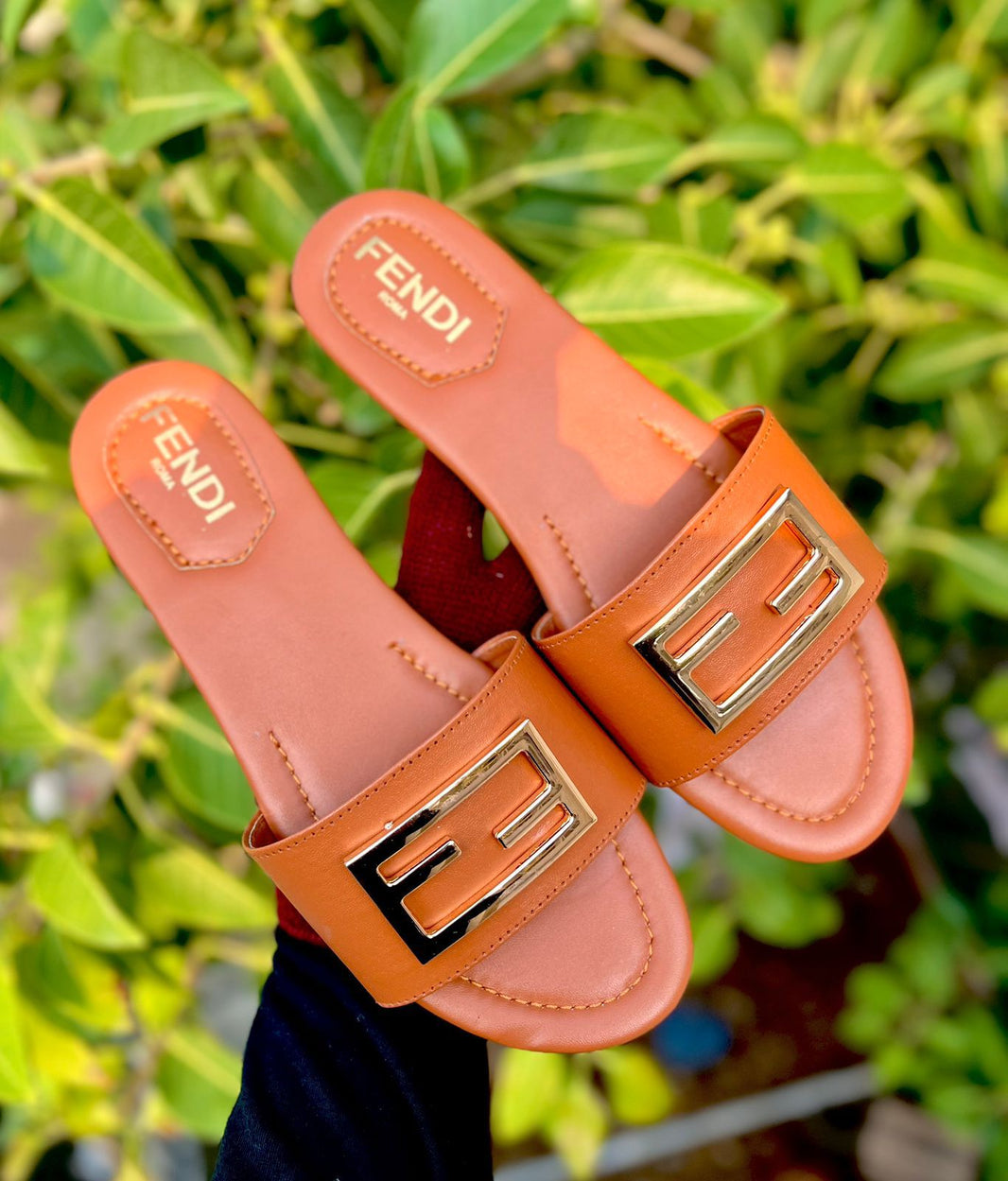 Fendi Logo Flat Slippers