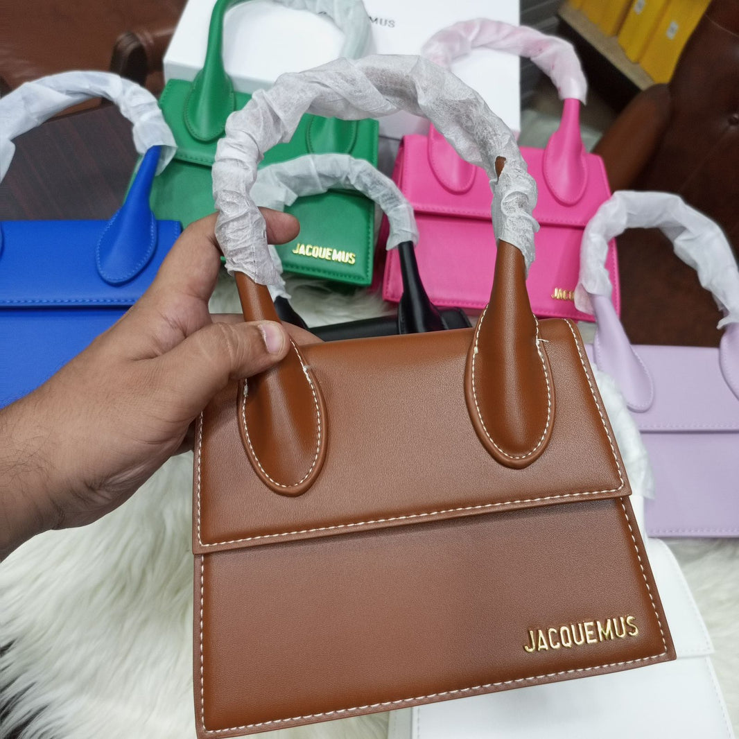 Jacquemus Le Chiquito Moyen Mini