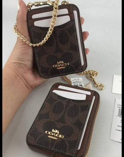 Coach Zip Card Case In Signature Canvas Bag