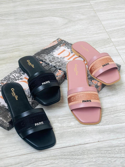 Cd Embroided Signature Flats