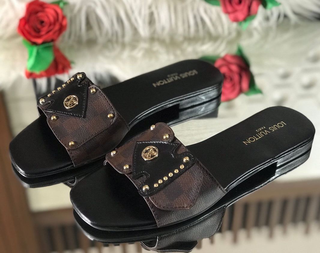 Louis Vuitton Flat Slippers