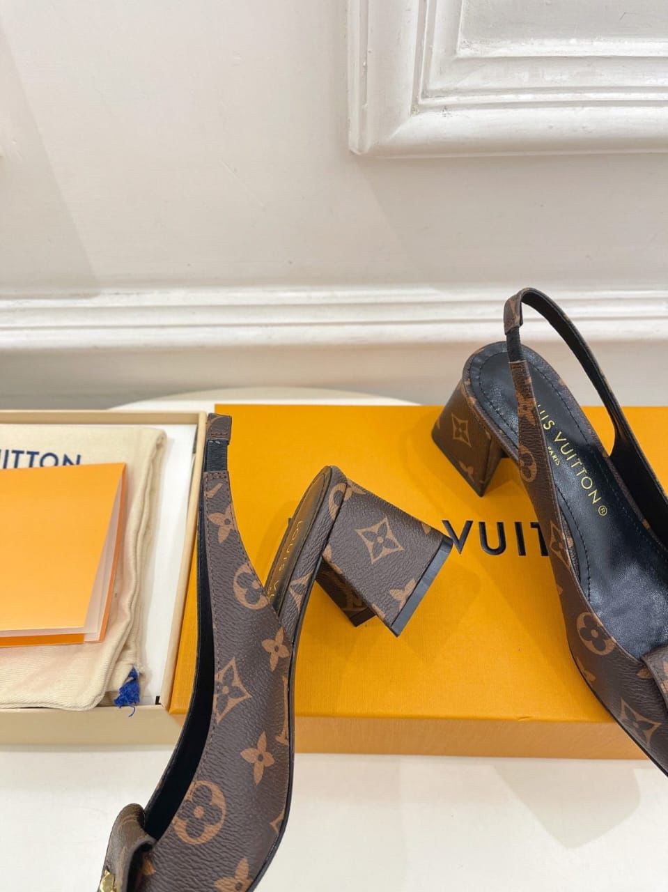 LouisVuitton B Heels