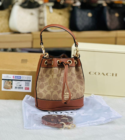 Coach Bucket Bag
